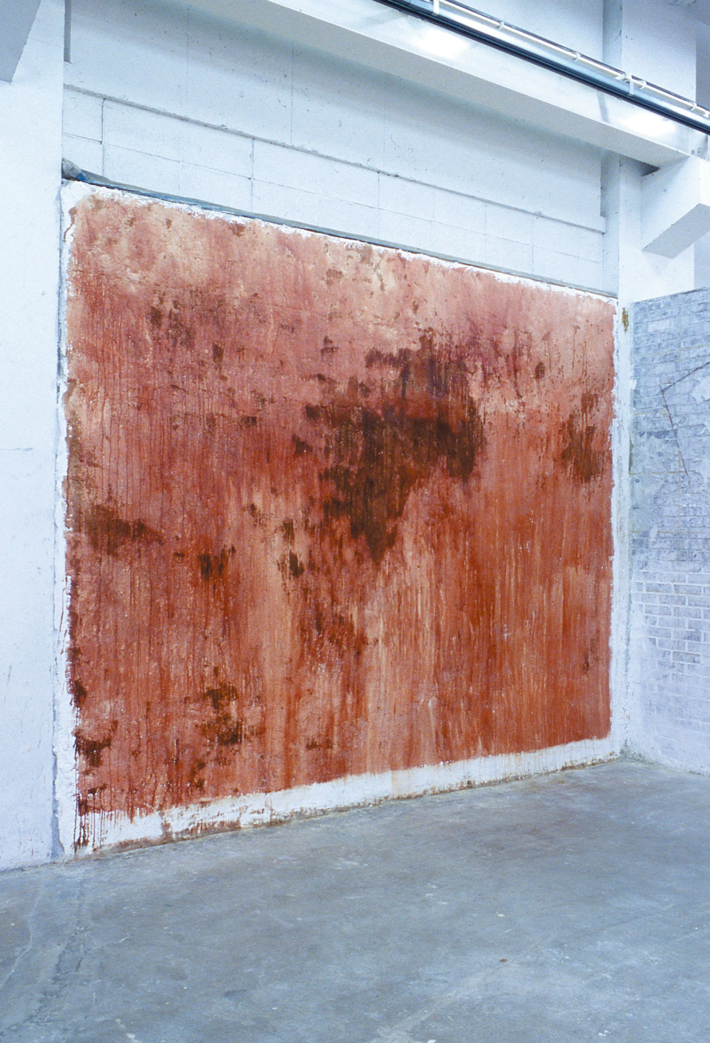 Blood-coated wall in the Fresco Studio