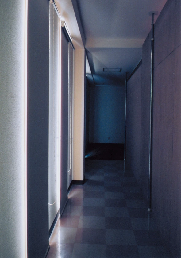 Approach corridor leading into the installation